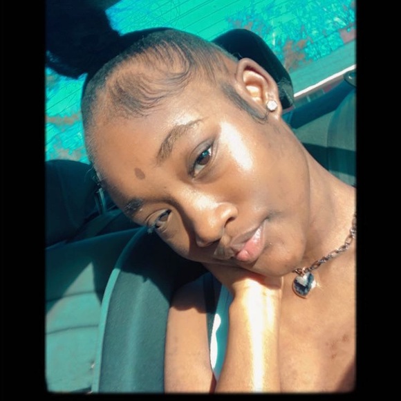 Meet your Posher, Tsweet - Picture 1 of 2